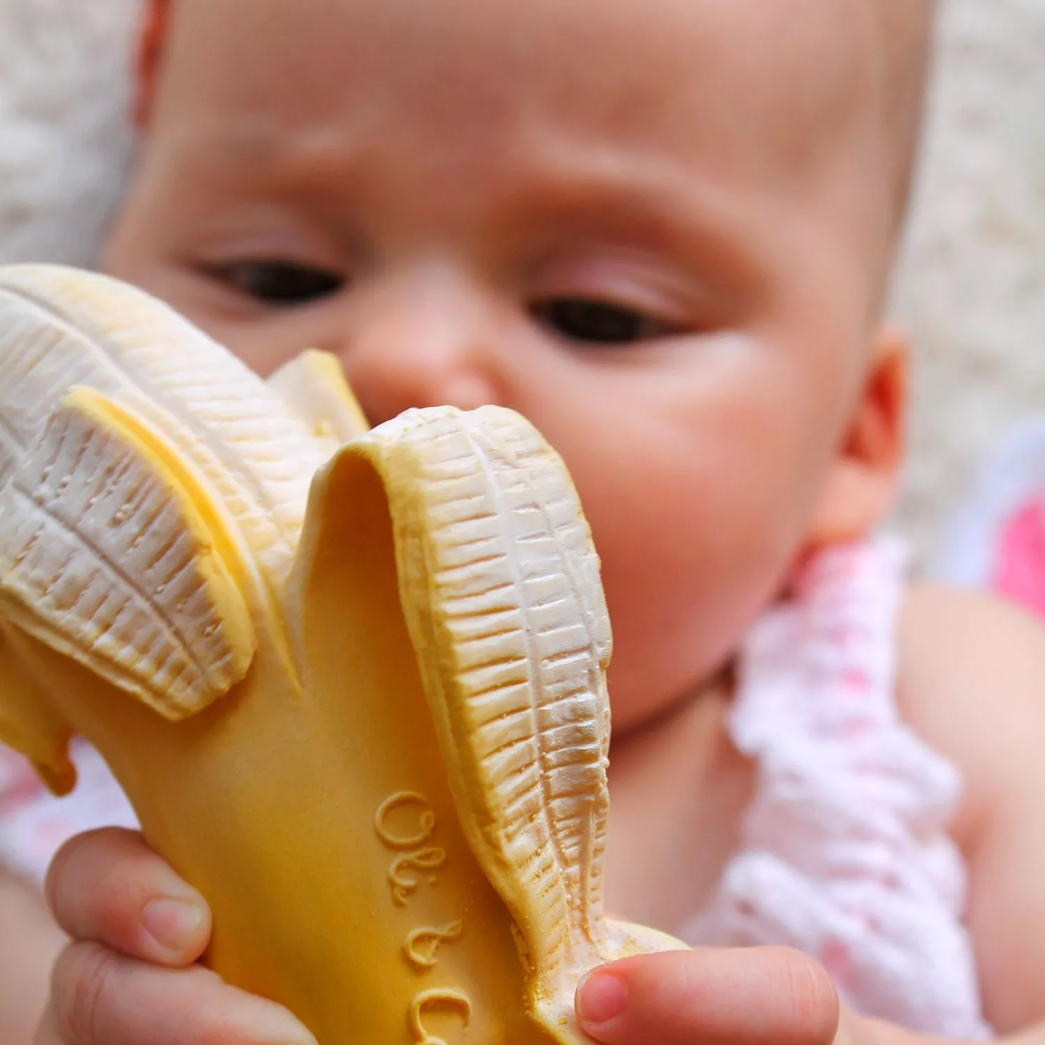 Oli & Carol Ana Banana Natural Rubber Teether