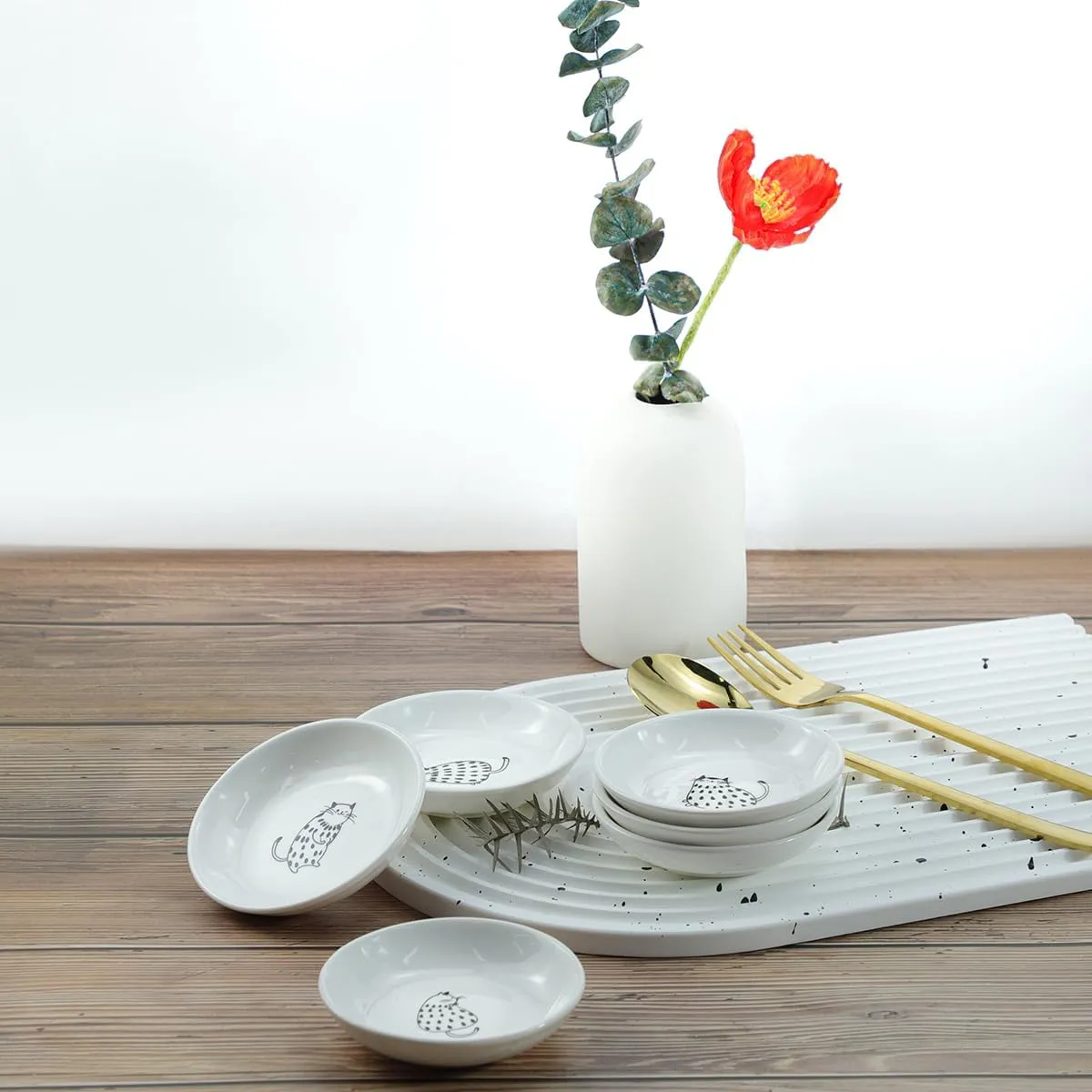 Super Cute Rain Dot Cat Ceramic Sauce Dish/Seasoning Dish/Sushi Soy Dipping Bowl/Appetizer Plates/Serving Dish for Kitchen Home(Set of 6)